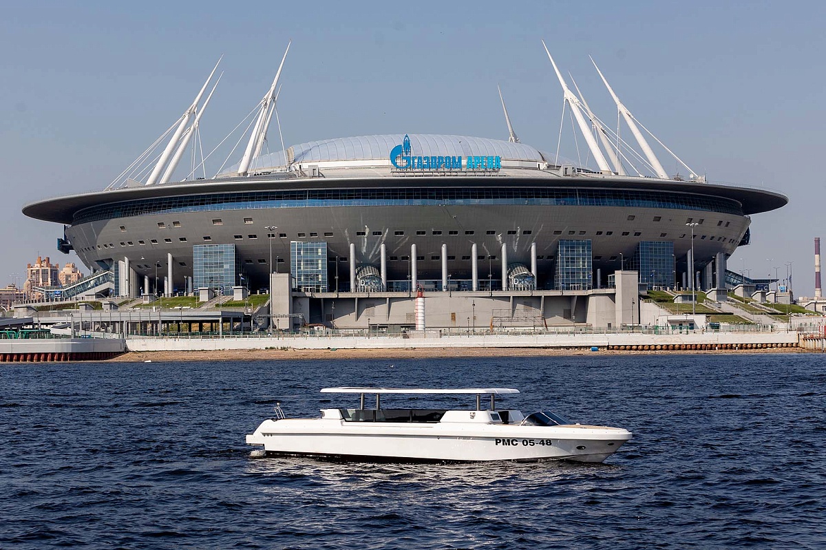 Аренда тендера Royal Tender Limo Челси в Санкт-Петербурге